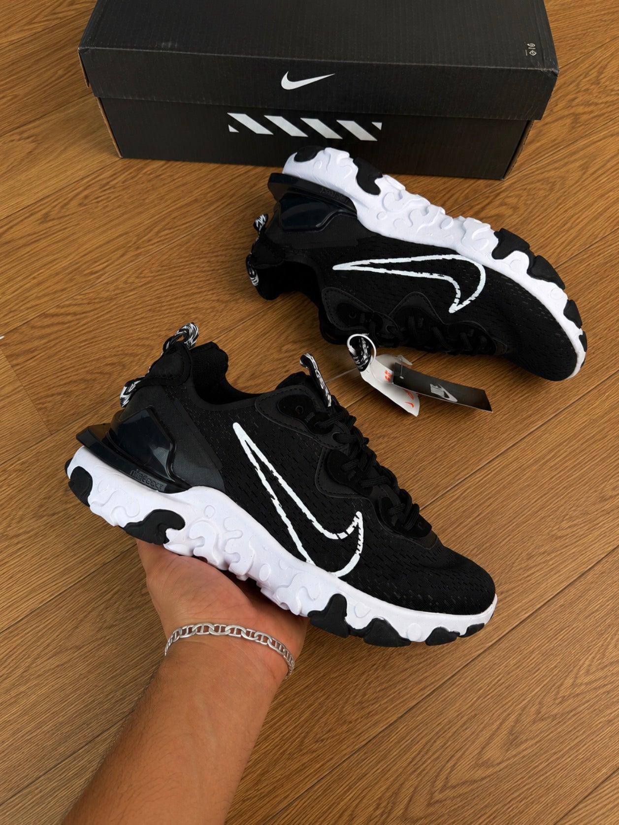 Nike React